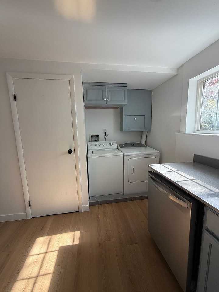 3605 S Honeycut Rd - Photo 2 of 9