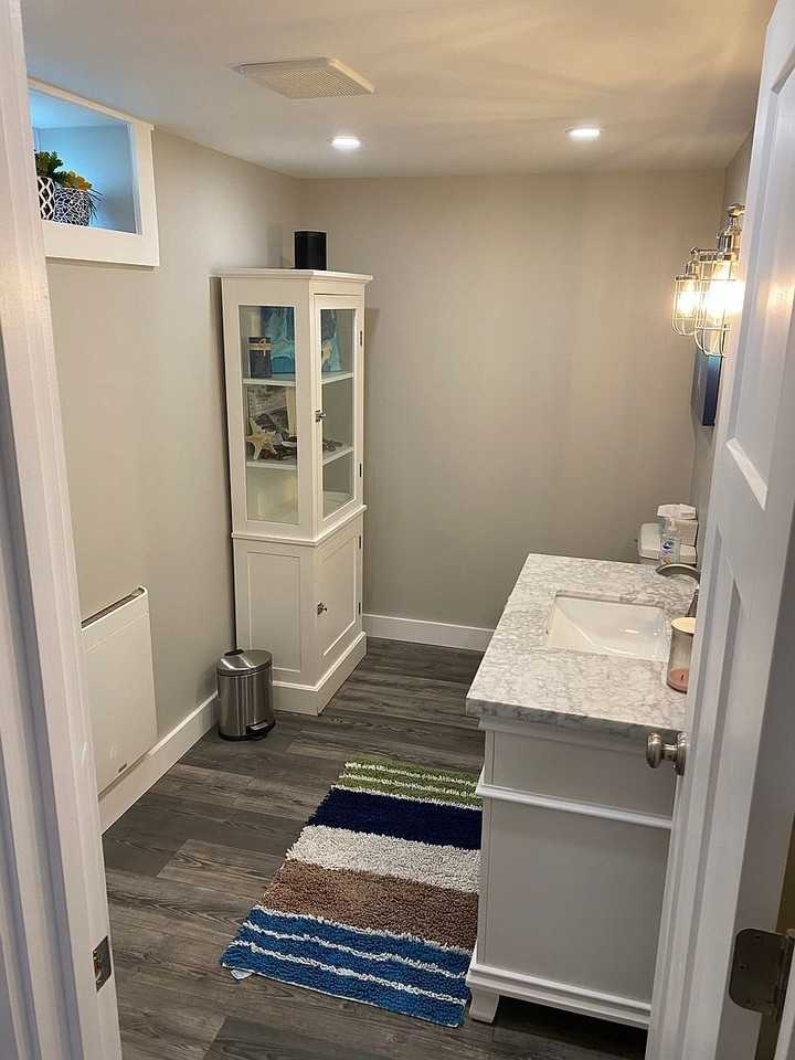 26 Governor Ave - Photo 3 of 11
