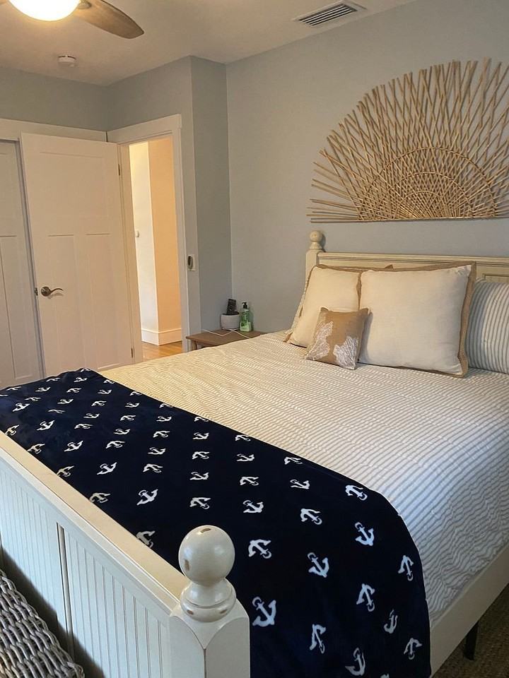 26 Governor Ave - Photo 6 of 11