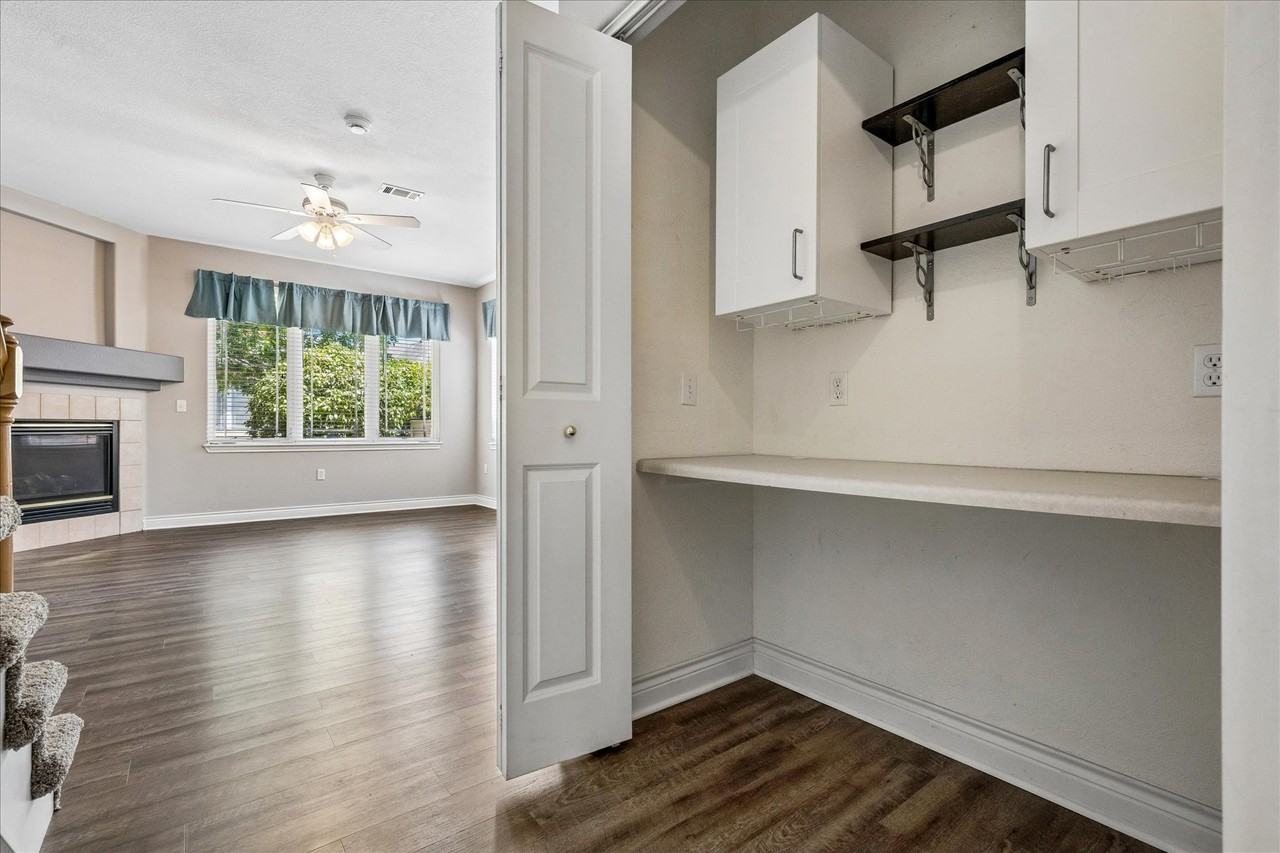 9213 W Coco Pl - Photo 5 of 19