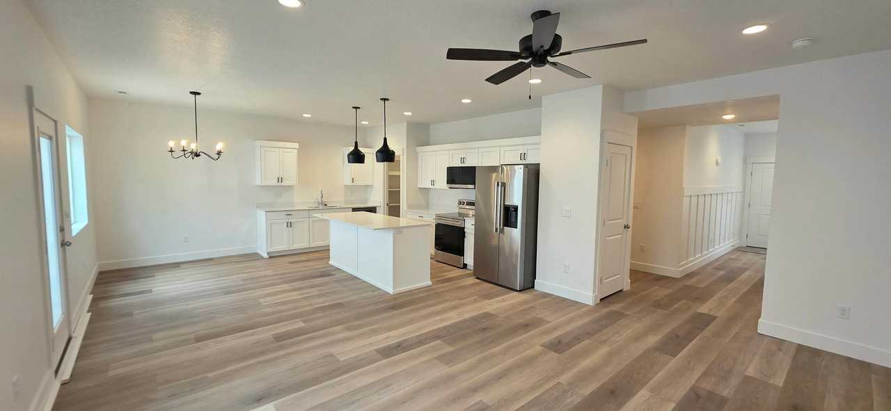 2086 Ws #2086 - Photo 3 of 15