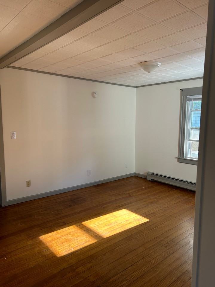 42 Berry St #2ndFL - Photo 7 of 9