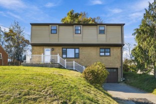 5560 Clarene Dr - Photo 1 of 1