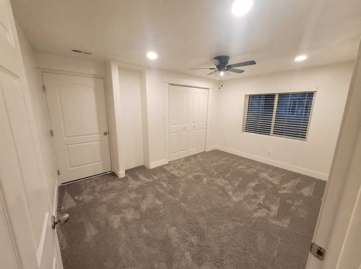 1593 W Stone Gate Dr #1 - Photo 5 of 11