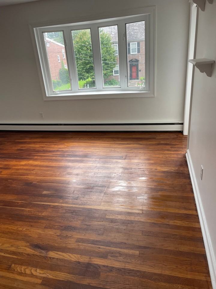 1803 Elm St #2 - Photo 4 of 18