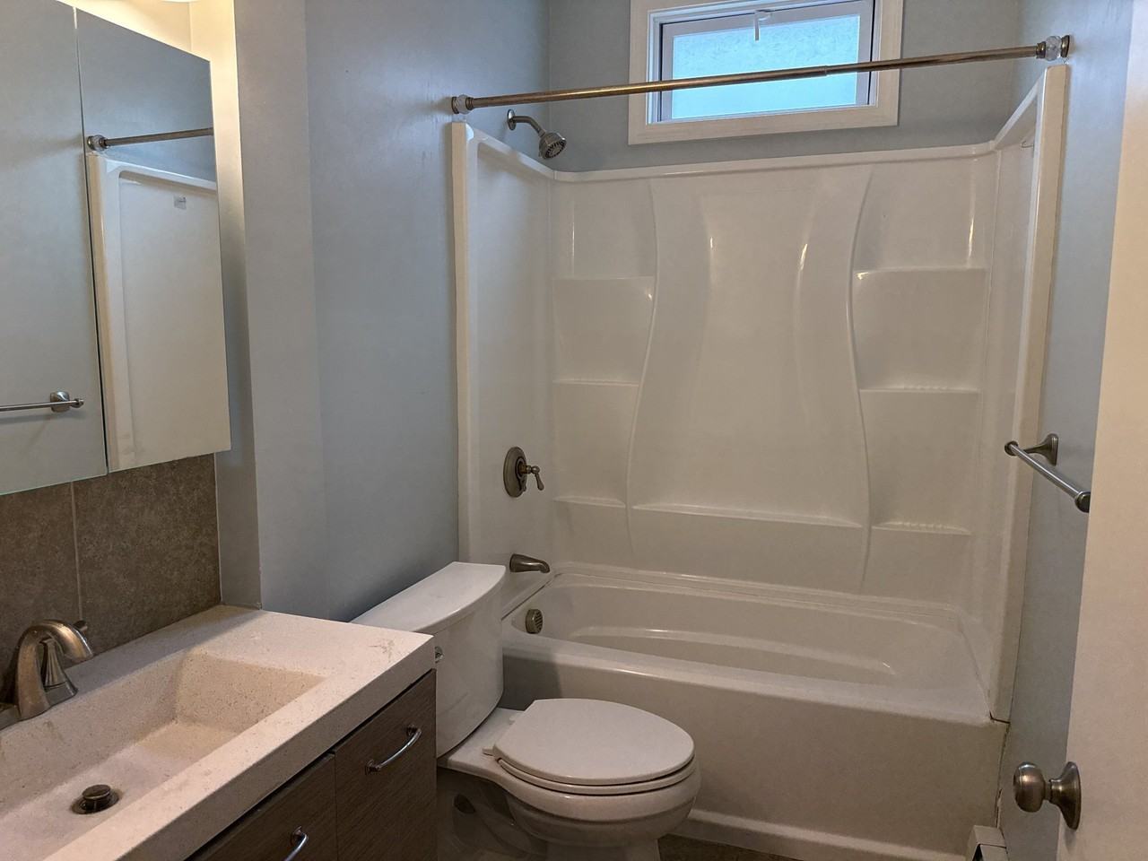 85 Harvey St - Photo 3 of 13