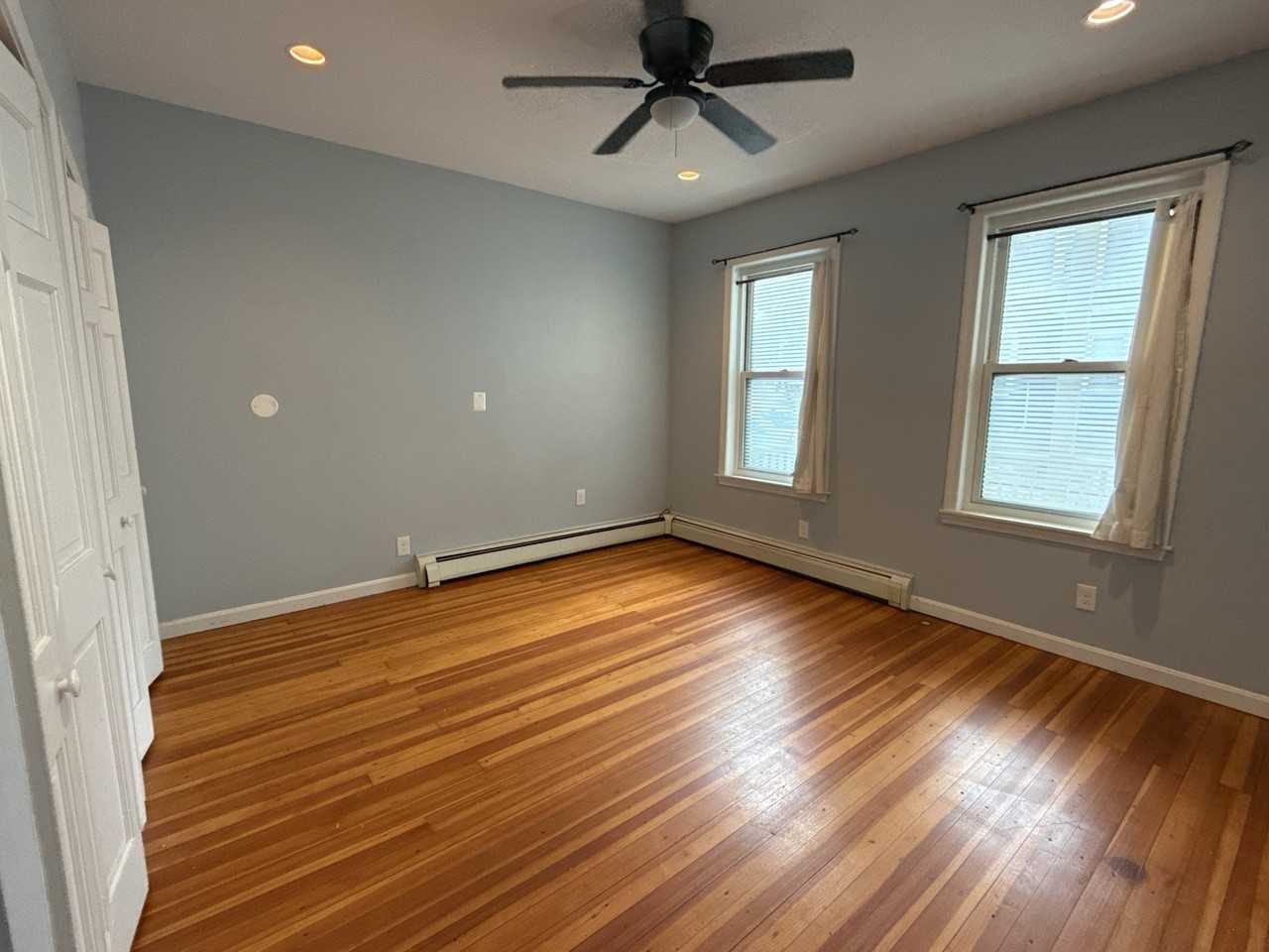 85 Harvey St - Photo 7 of 13
