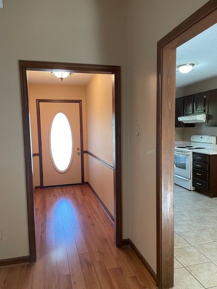11 Red Oak Pl - Photo 4 of 29