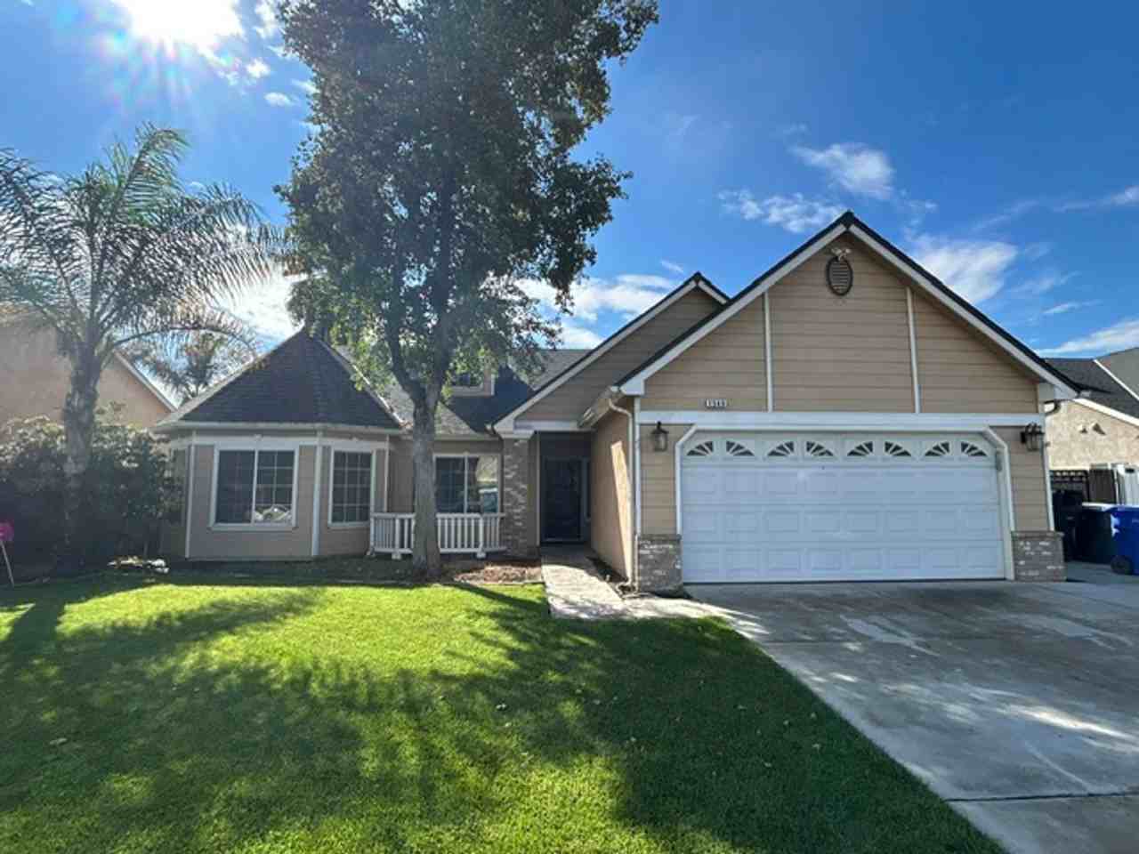 1549 Muscat Pl - Photo 2 of 8