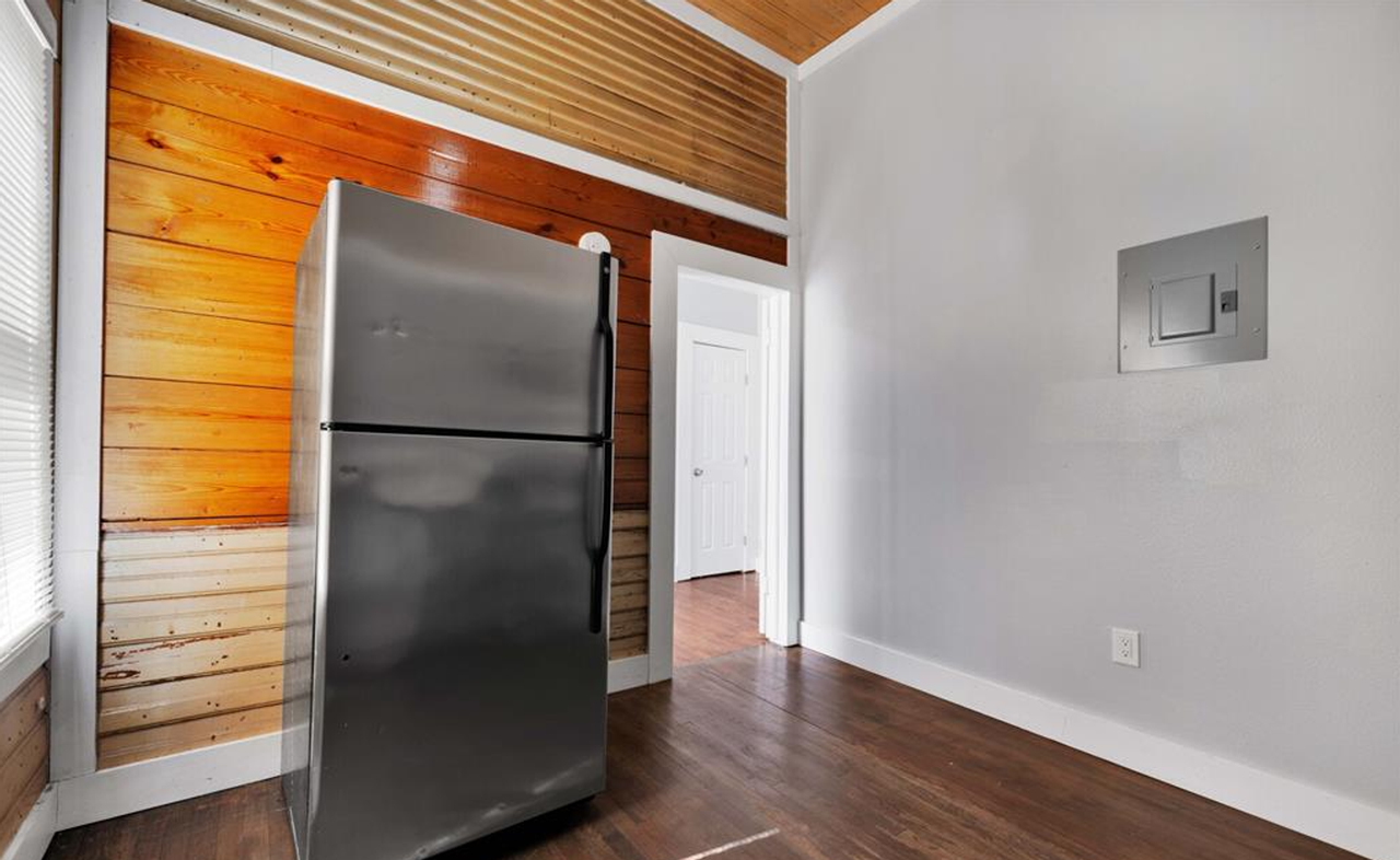 121 Howard St Apt 5c #5C - Photo 2 of 6
