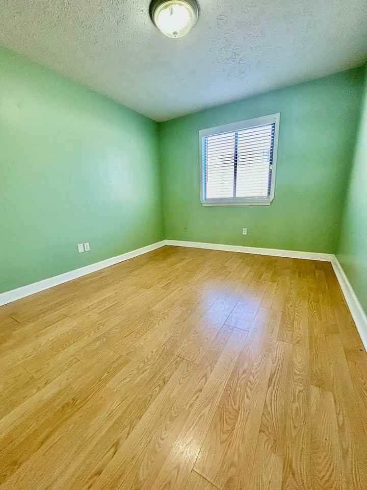 820 Premier Dr - Photo 5 of 14