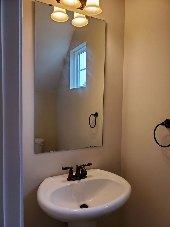 66 Red Coat Dr - Photo 4 of 16