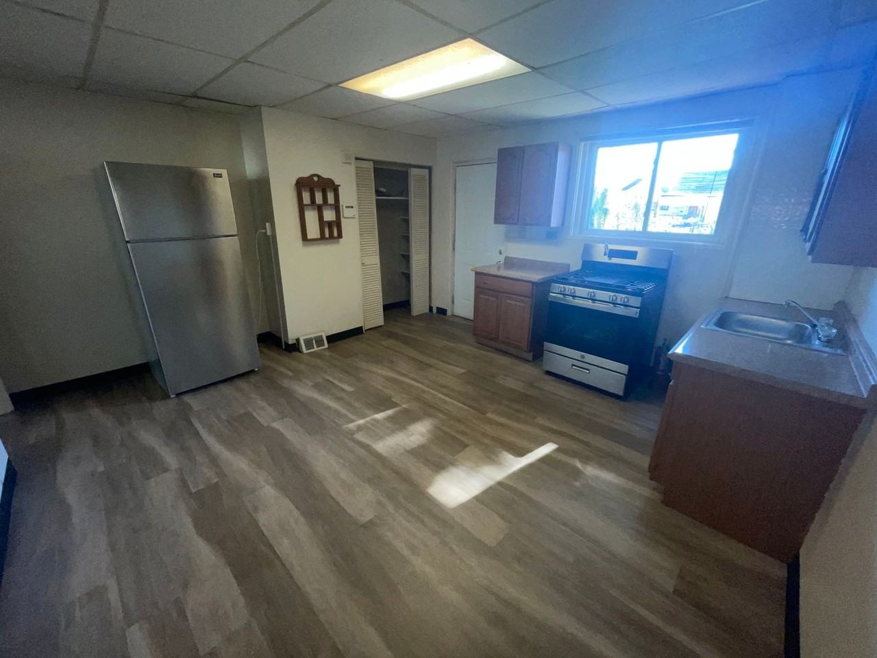 4624 Carroll St - Photo 3 of 7
