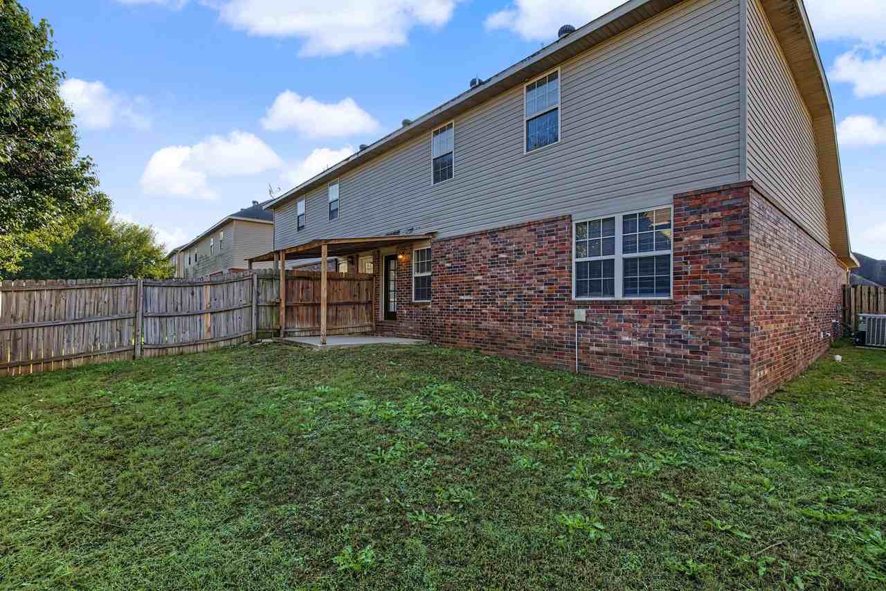 3104 Sw Deerfield Blvd - Photo 5 of 26