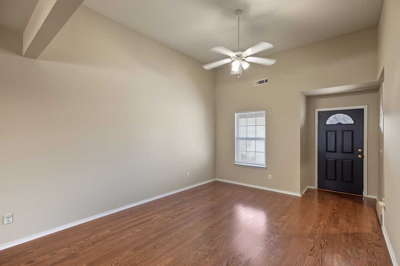 3104 Sw Deerfield Blvd - Photo 7 of 26