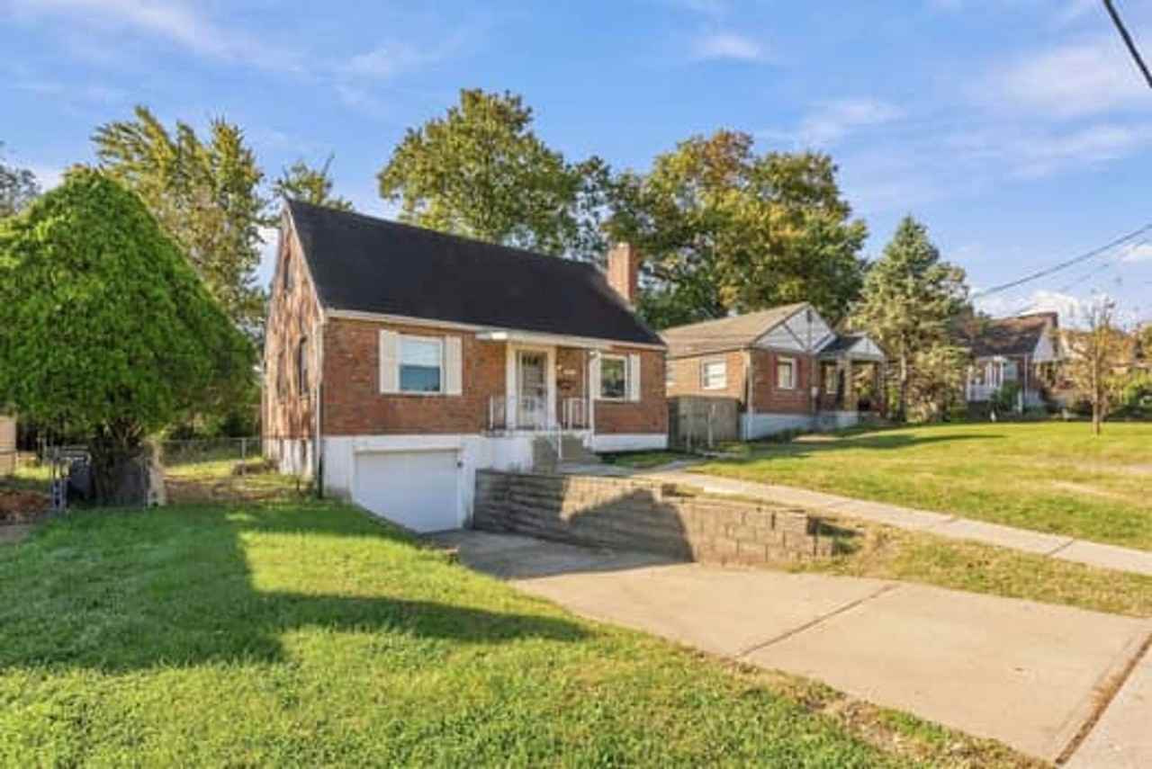 2871 W Galbraith Rd - Photo 4 of 32