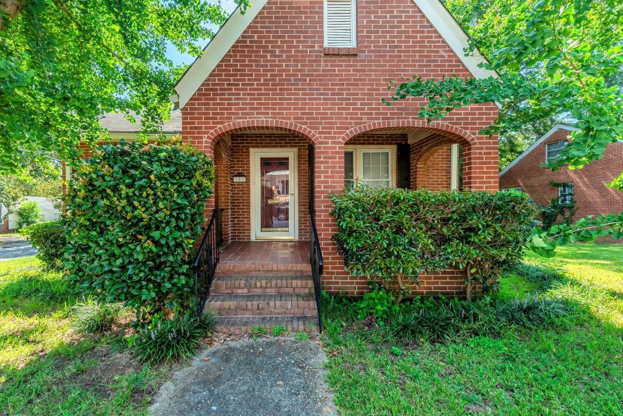 802 Russell St - Photo 4 of 44
