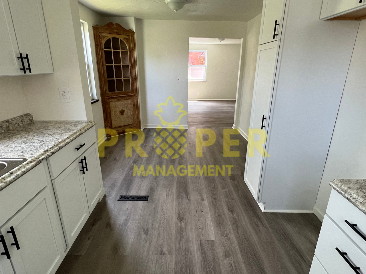 1521 Tennyson Ave - Photo 6 of 16