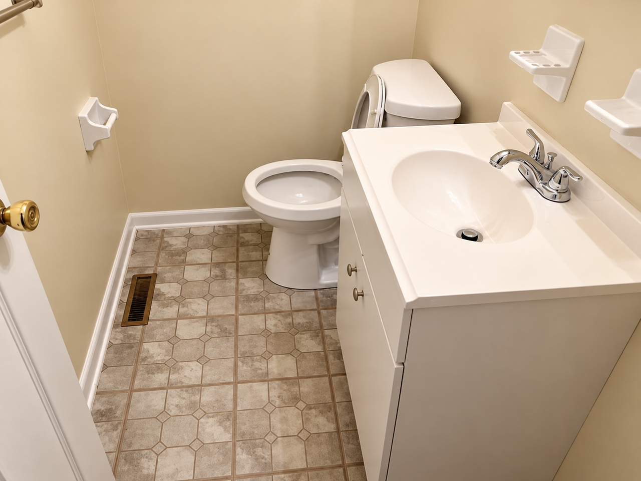 1256 Peggy Dr - Photo 7 of 11