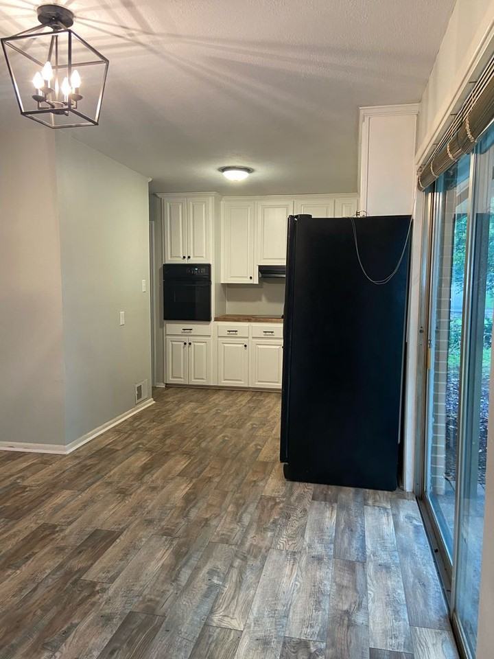 5305 Saks Rd - Photo 6 of 19