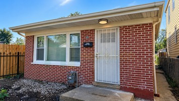 featured image of 629 W 54th Pl