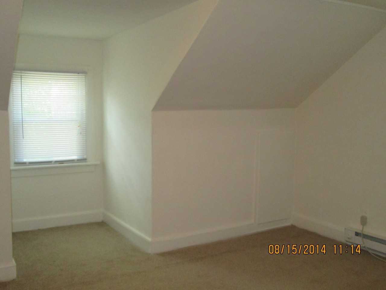 3872 Giles Cir #B - Photo 7 of 11