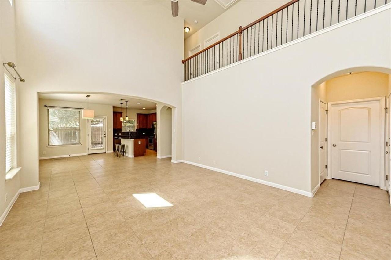 7337 Menchaca Rd #32 - Photo 5 of 18