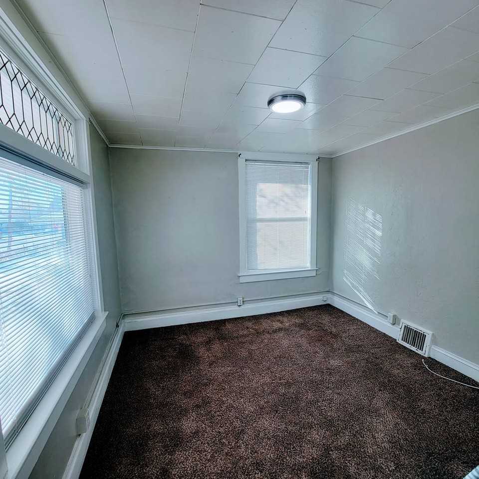462 Canyon Rd #A - Photo 6 of 16
