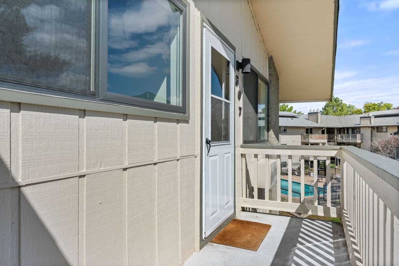 645 Manhattan Pl #307 - Photo 2 of 38