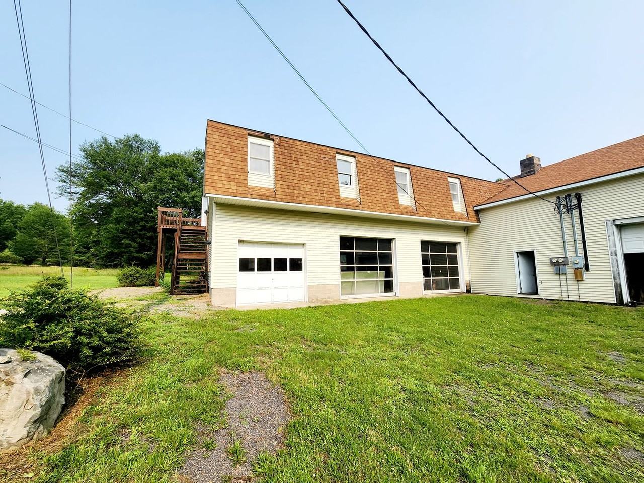 520 Post Hill Rd - Photo 2 of 9