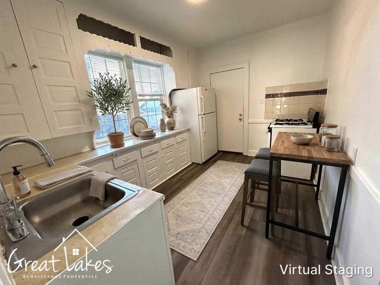 2514 Inglis St - Photo 4 of 13