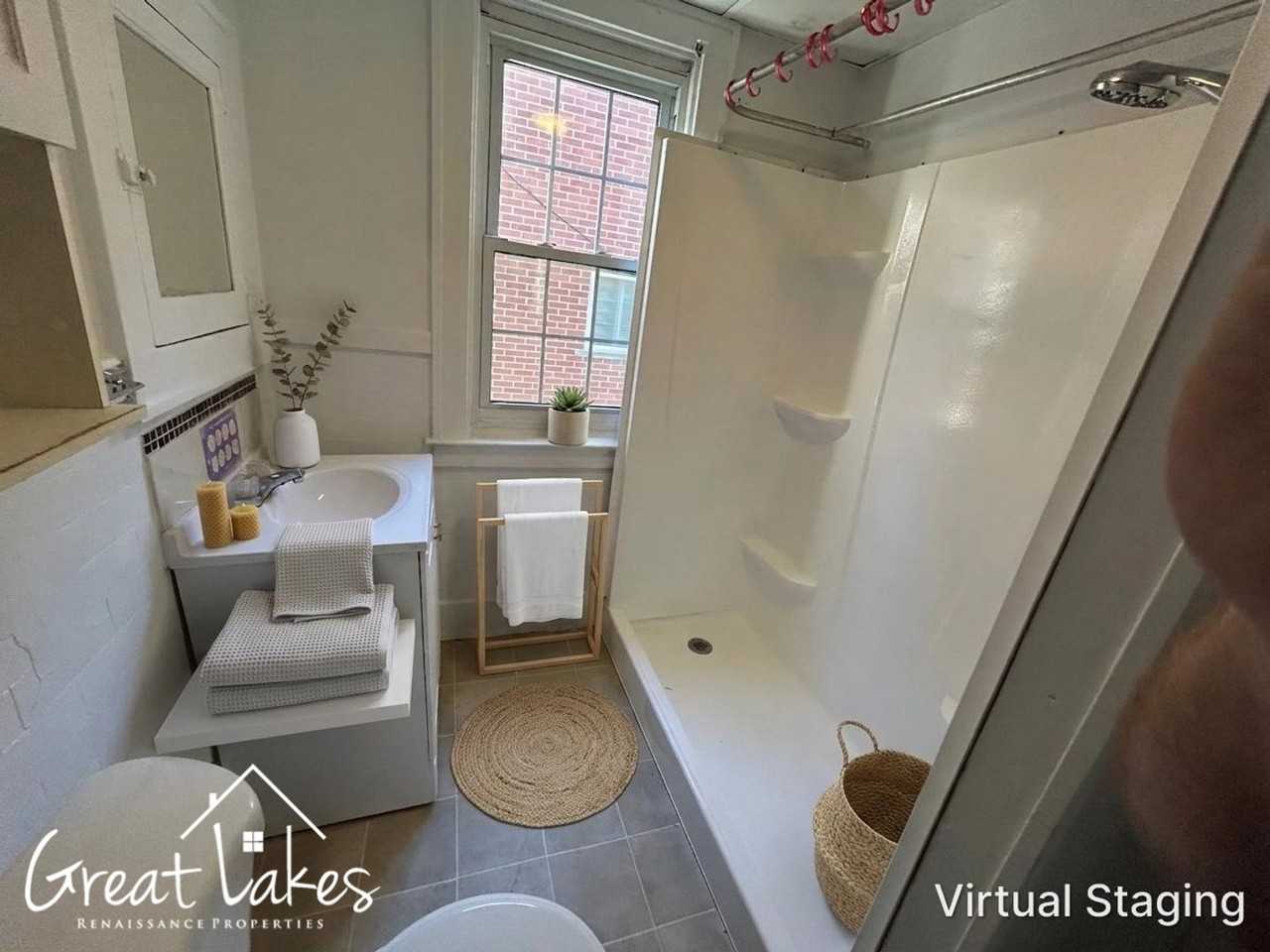 2514 Inglis St - Photo 7 of 13