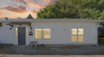 featured image of 137 W Church St