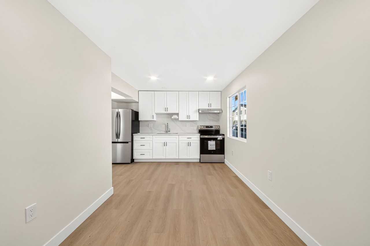 994 El Camino Dr - Photo 3 of 49