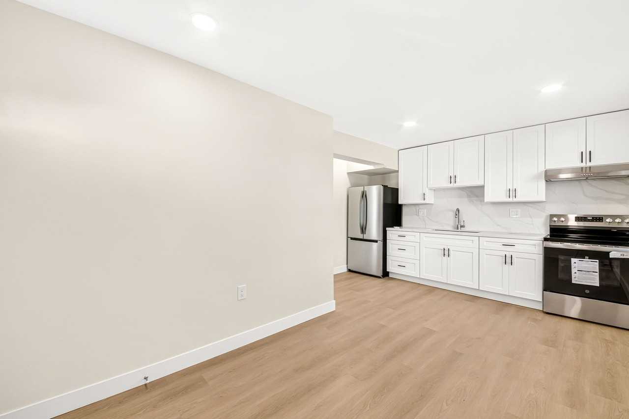 994 El Camino Dr - Photo 4 of 49