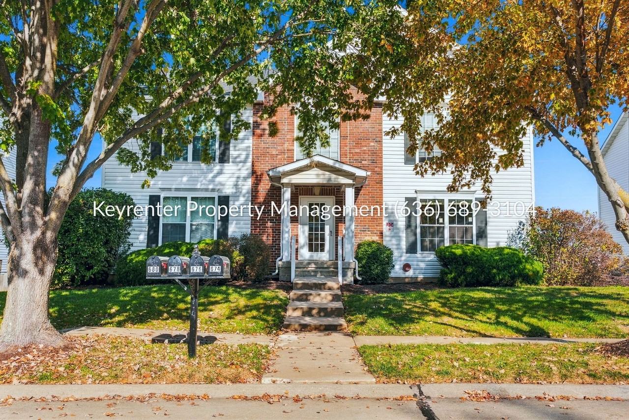 674 Homerun Dr - Photo 2 of 38