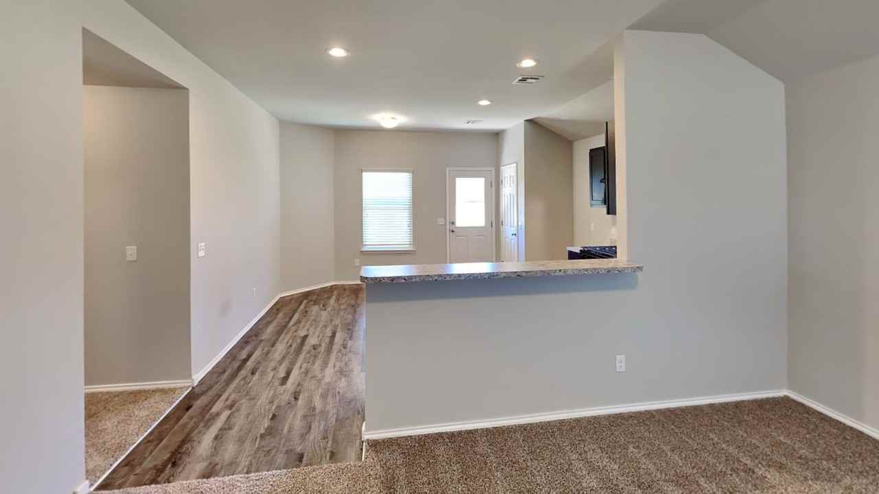 1880 Sussex St - Photo 5 of 18