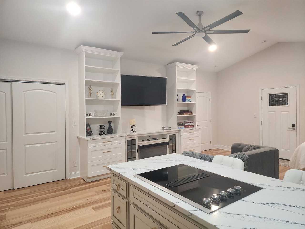 1517 Little Horseshoe Dr - Photo 2 of 12