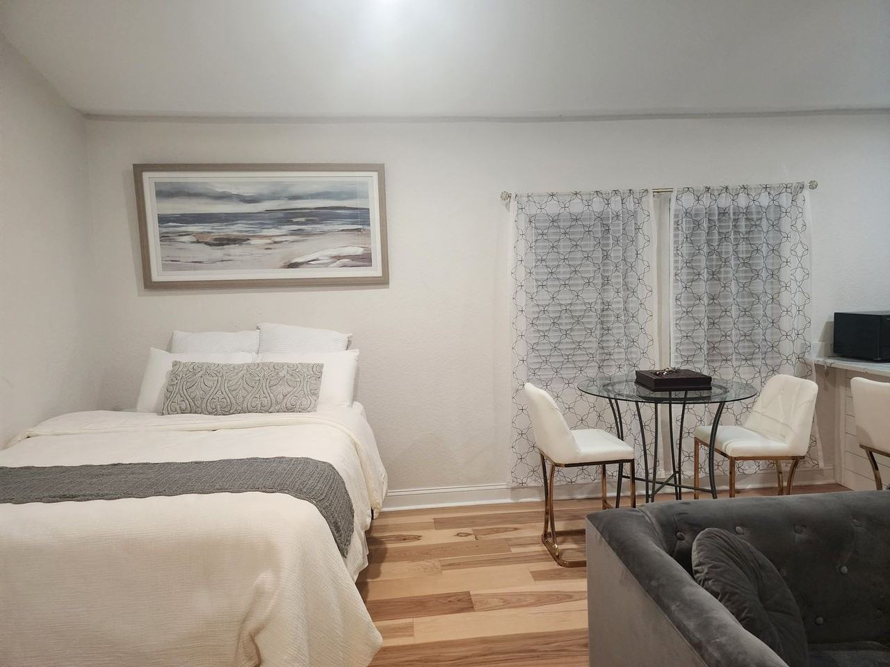 1517 Little Horseshoe Dr - Photo 3 of 12