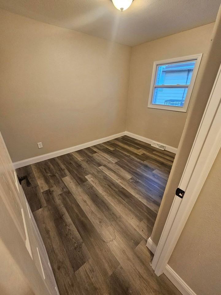 10100 Ventura Dr - Photo 7 of 9