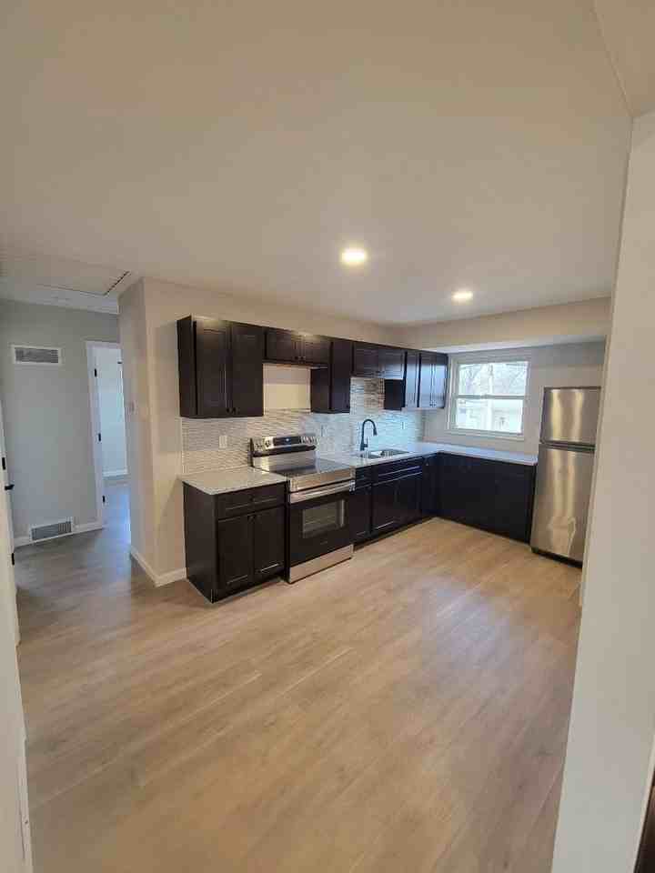 10348 Durness Dr - Photo 4 of 13