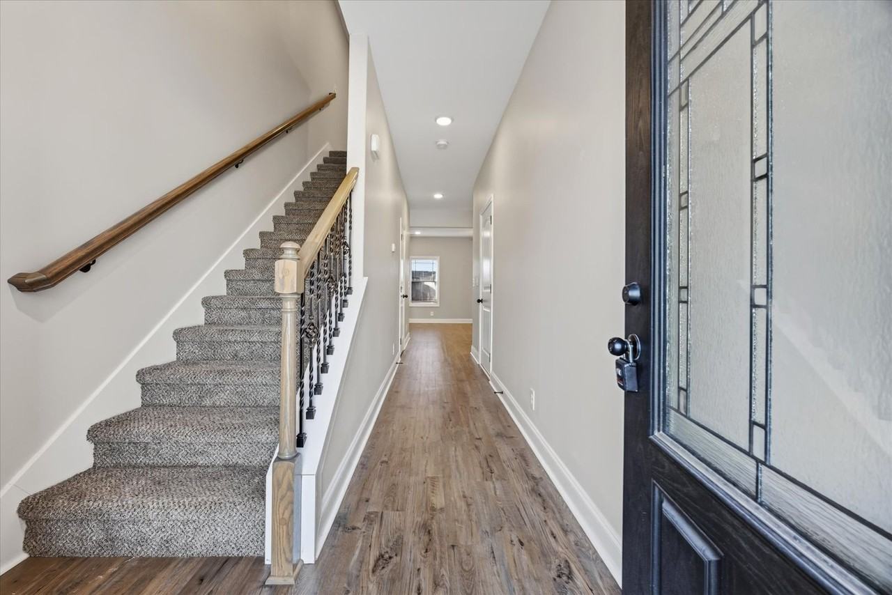 376 Fallow Cir - Photo 2 of 34