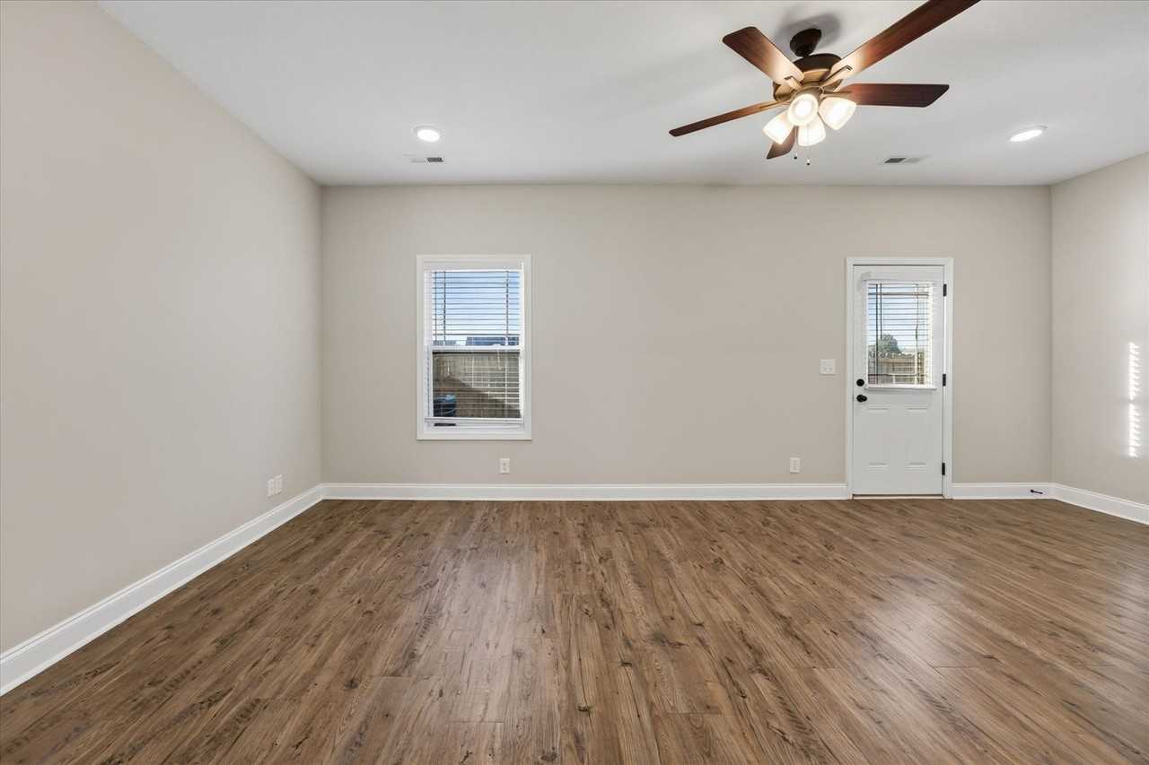 376 Fallow Cir - Photo 3 of 34