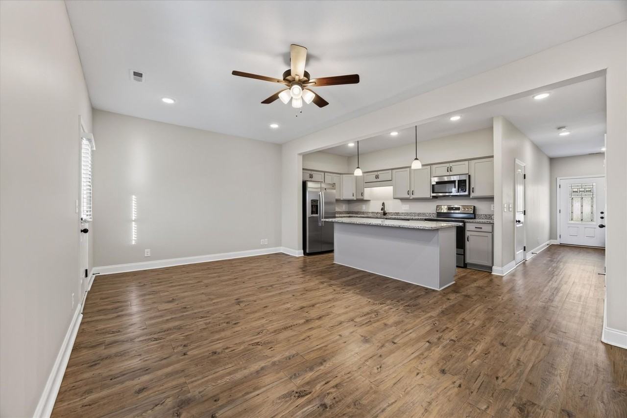 376 Fallow Cir - Photo 4 of 34