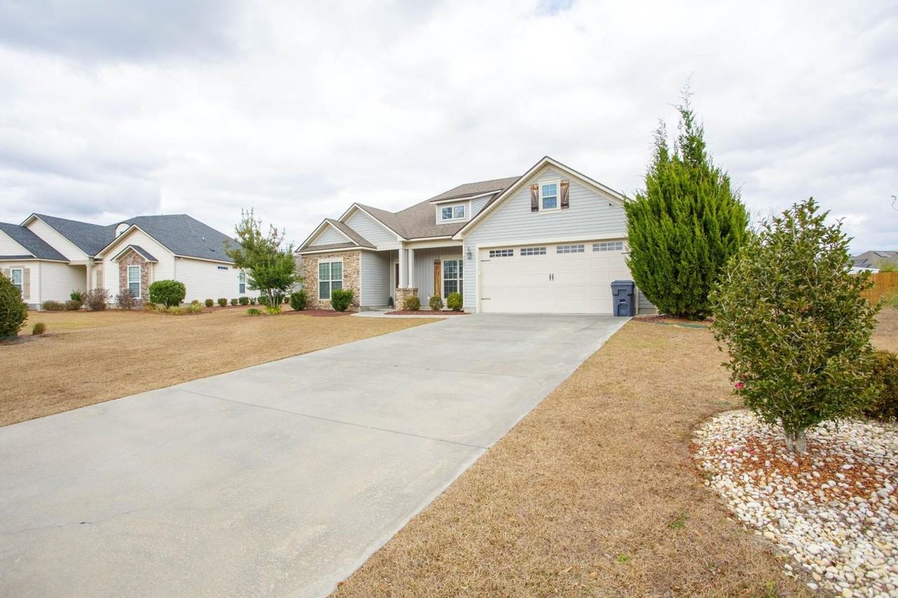 4209 Bowen Way - Photo 3 of 17