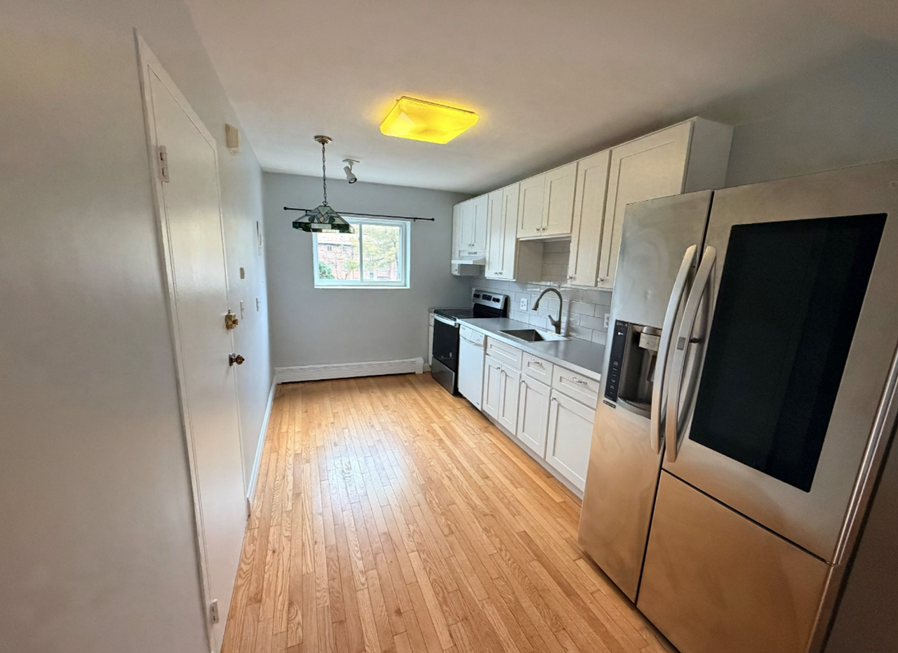 20 Westgate Rd #3 - Photo 2 of 10