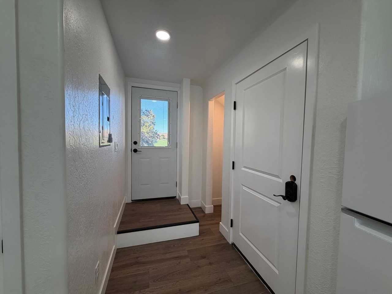 1350 S 325 W - Photo 6 of 16