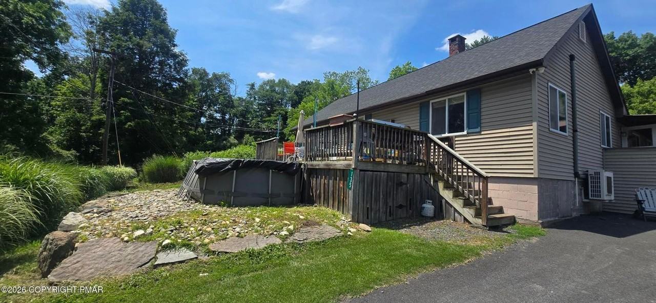 135 Little Creek Ln - Photo 2 of 37