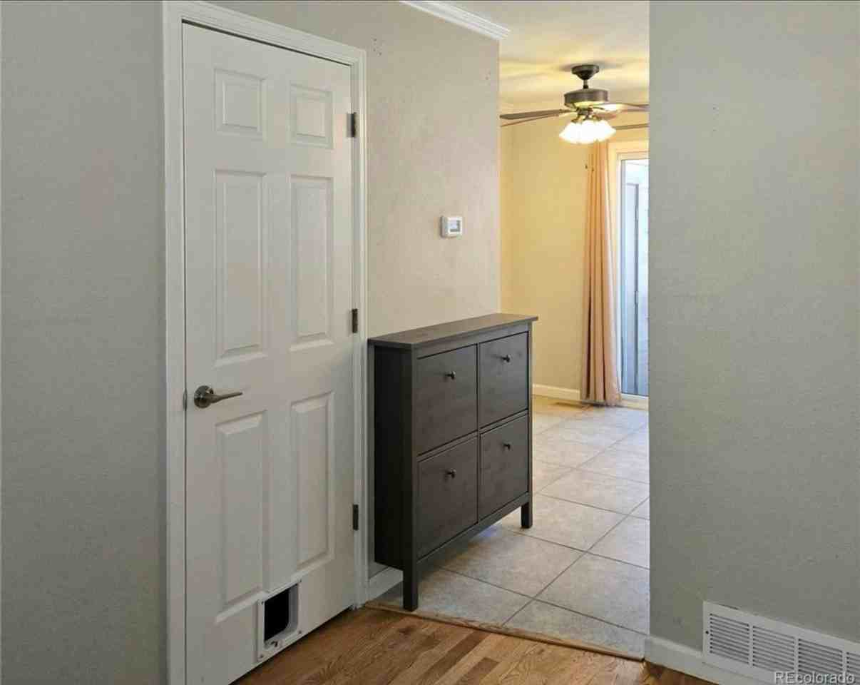 886 Summer Dr - Photo 7 of 25