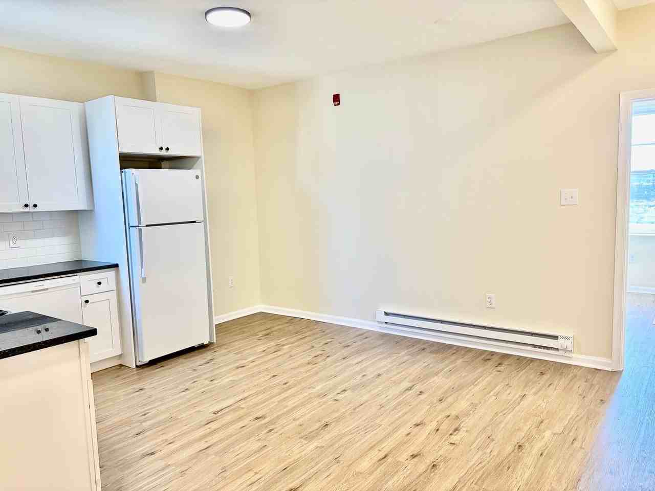4059-61 Powelton Avenue - Photo 4 of 44